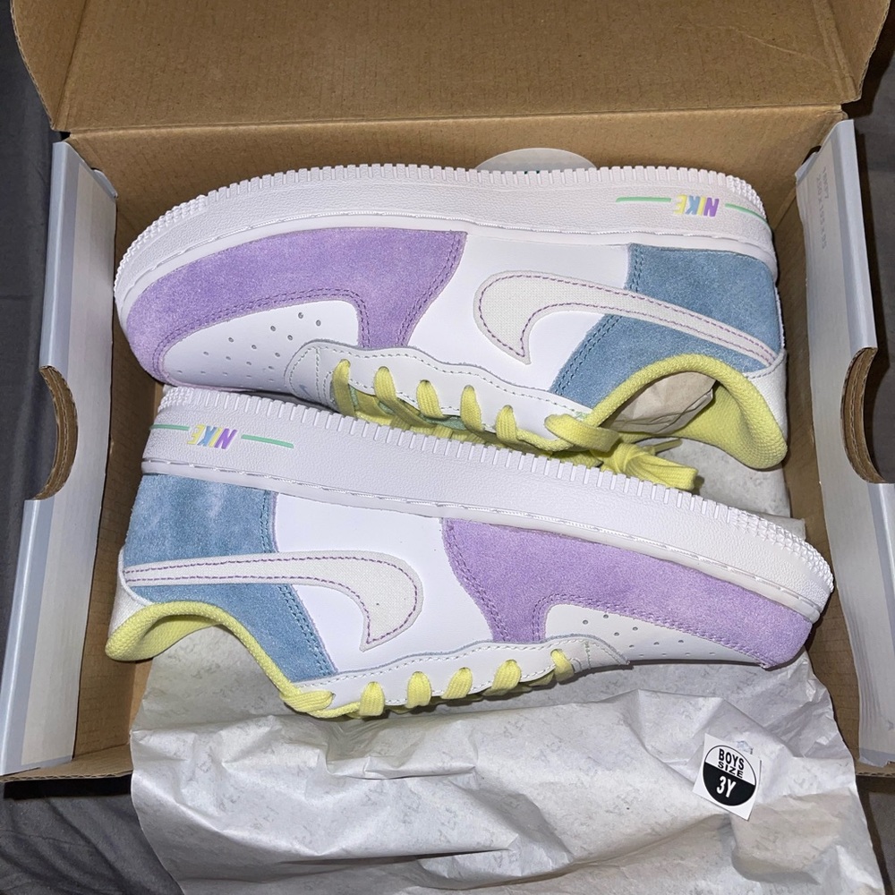 Nike Air Force 1